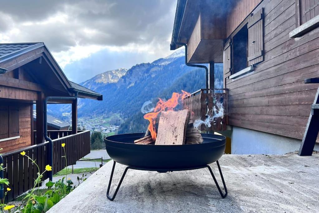 Chalet Letach - 'Great Bike Park Access' Relax Around The Fire Pit, Mountain Retreat Villa Châtel Buitenkant foto